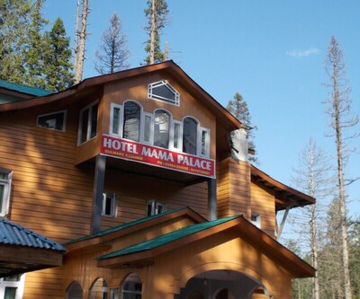Hotel Mama Palace
